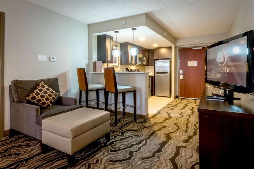 DoubleTree By Hilton Montgomery Downtown image 50